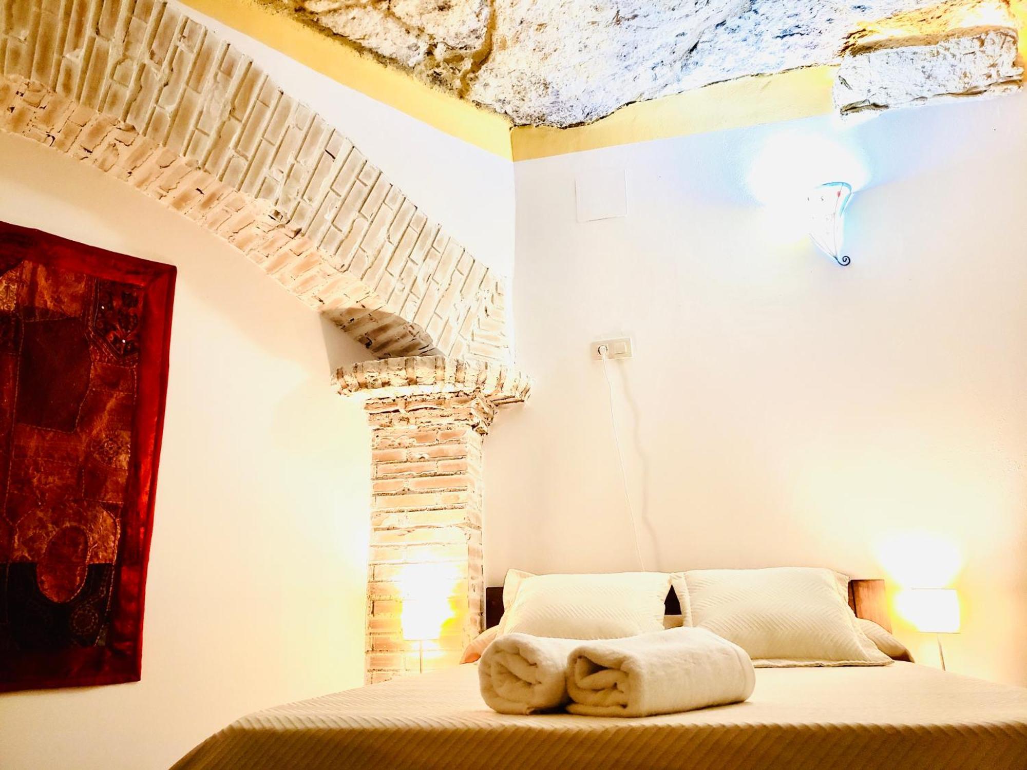 Casa Rural Cueva El Nido Casas de Fernando Alonso 외부 사진