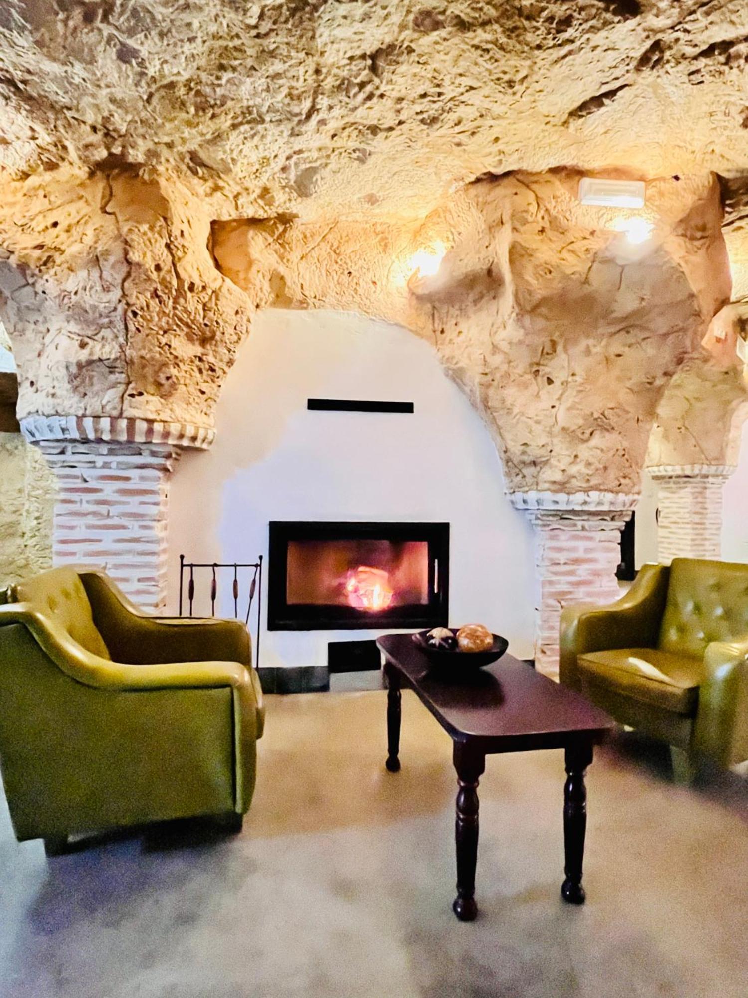 Casa Rural Cueva El Nido Casas de Fernando Alonso 외부 사진